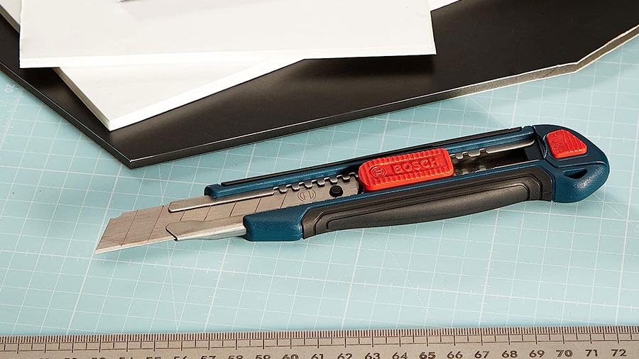 cutter classique Professional de 18 mm 1600A01TH6 Bosch